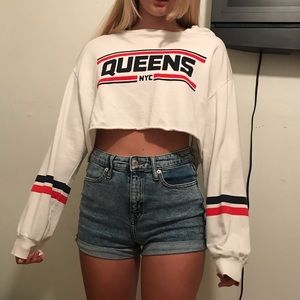 Long sleeve crop top